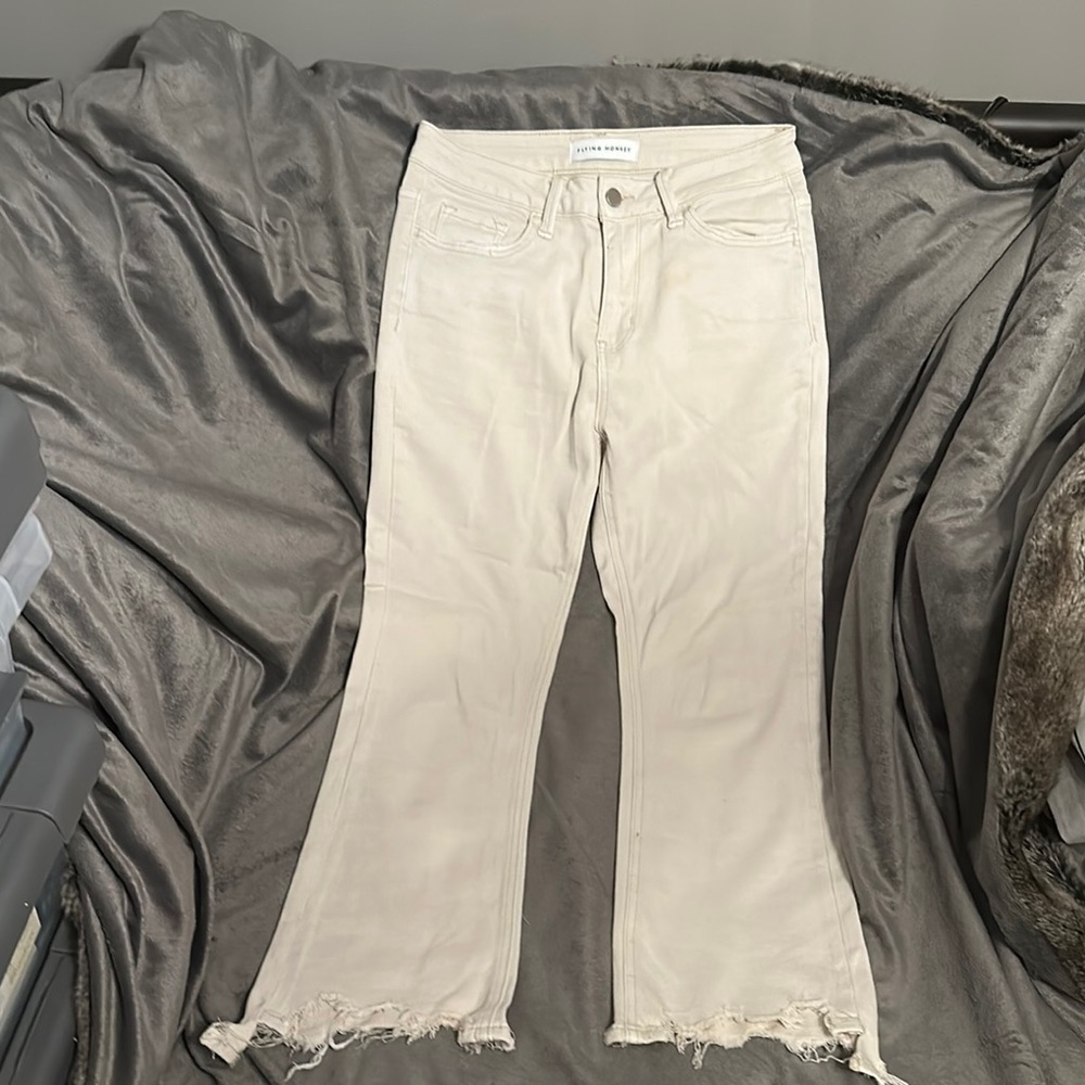 Flying Monkey Cream Wide Leg Ankle Length Jeans w/Distressed Hem NWOT